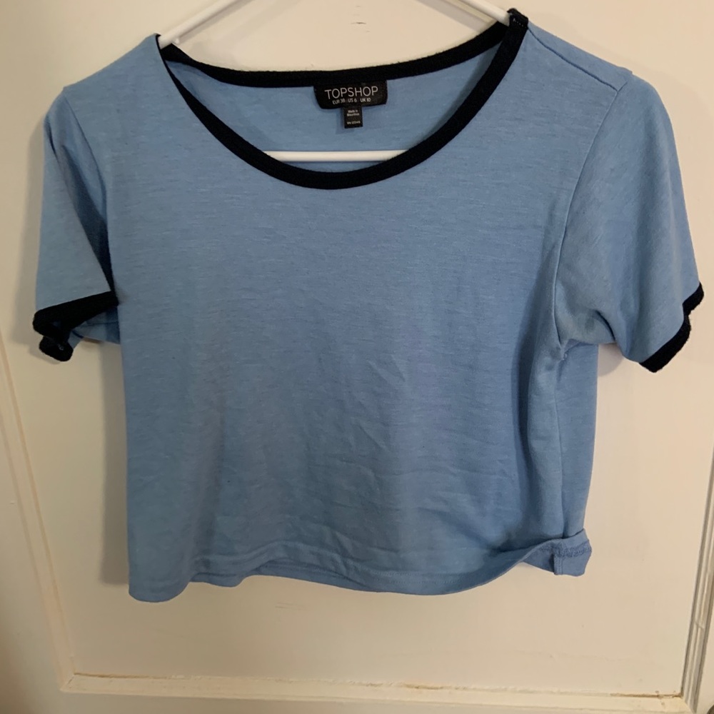 Tee